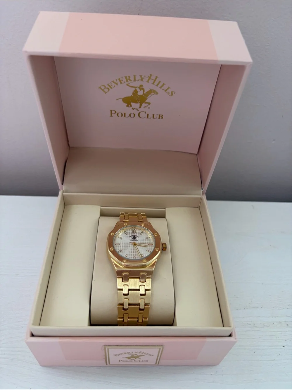 Beverly Hills Polo Club Men's Gold and White Bracelet Watch. Unisex